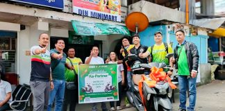 Sari-Sari Store Owner from NegOr wins new motorcycle in Smart’s Ka‑Partner Rewards